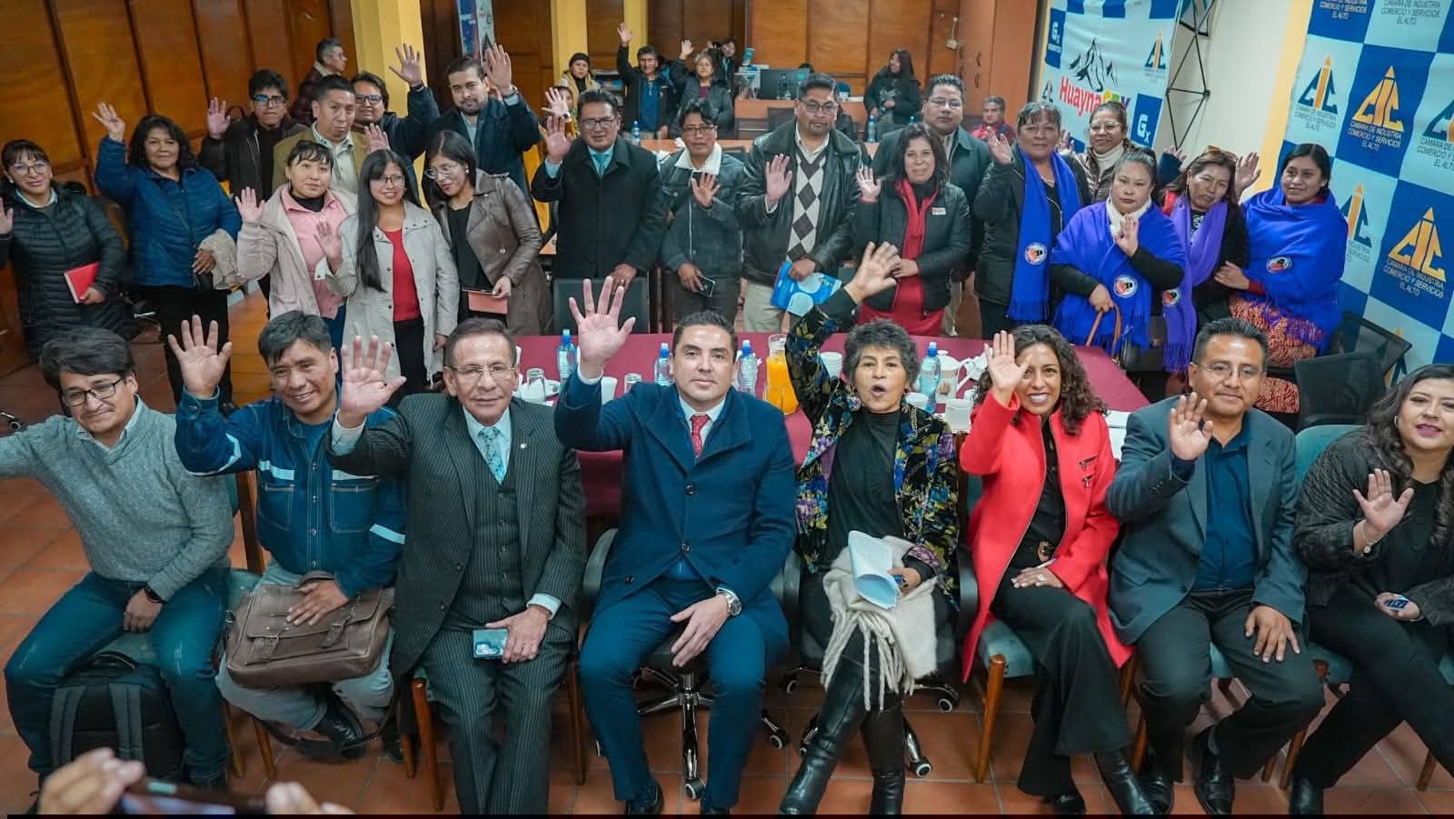 CAINCO EL ALTO FUE SEDE DEL ENCUENTRO ESTRATÉGICO POR LA REACTIVACIÓN EMPRESARIAL TRAS LOS BLOQUEOS EN LA PAZ